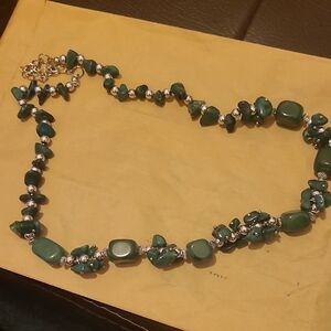 Chic Green and Silver Beaded Necklace